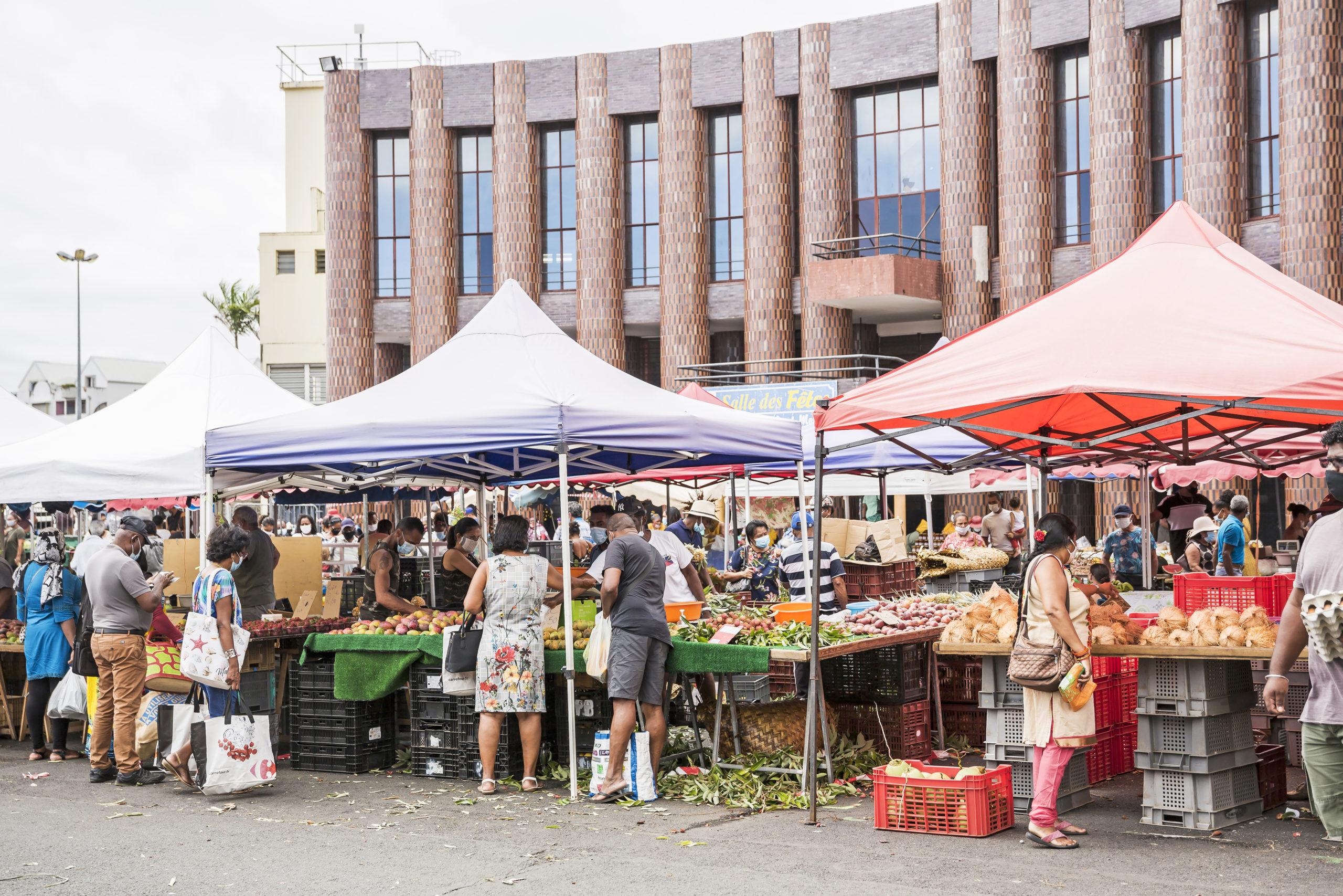 Photo du marché du centre-ville de Saint-André